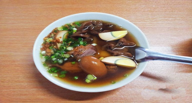 Aneka Kuliner Non Halal Pontianak Yang Ringan Namun Mengenyangkan – Fispol